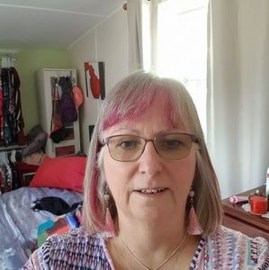 Meet your Posher, Jan